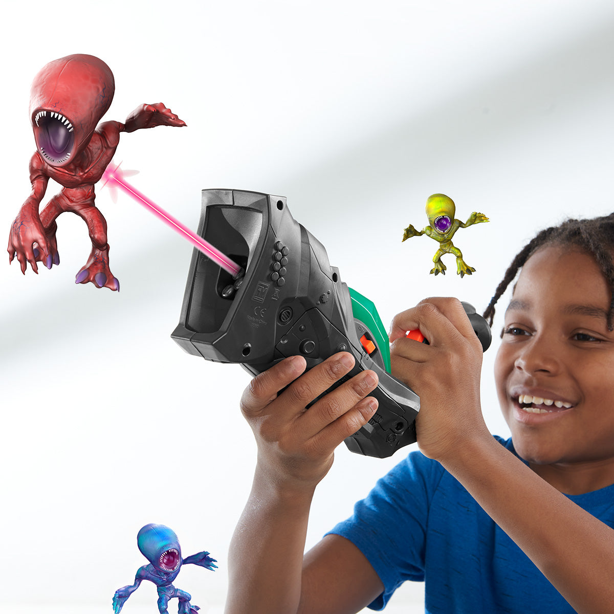 Stranger Creature Catcher by Sharper Image - image 3