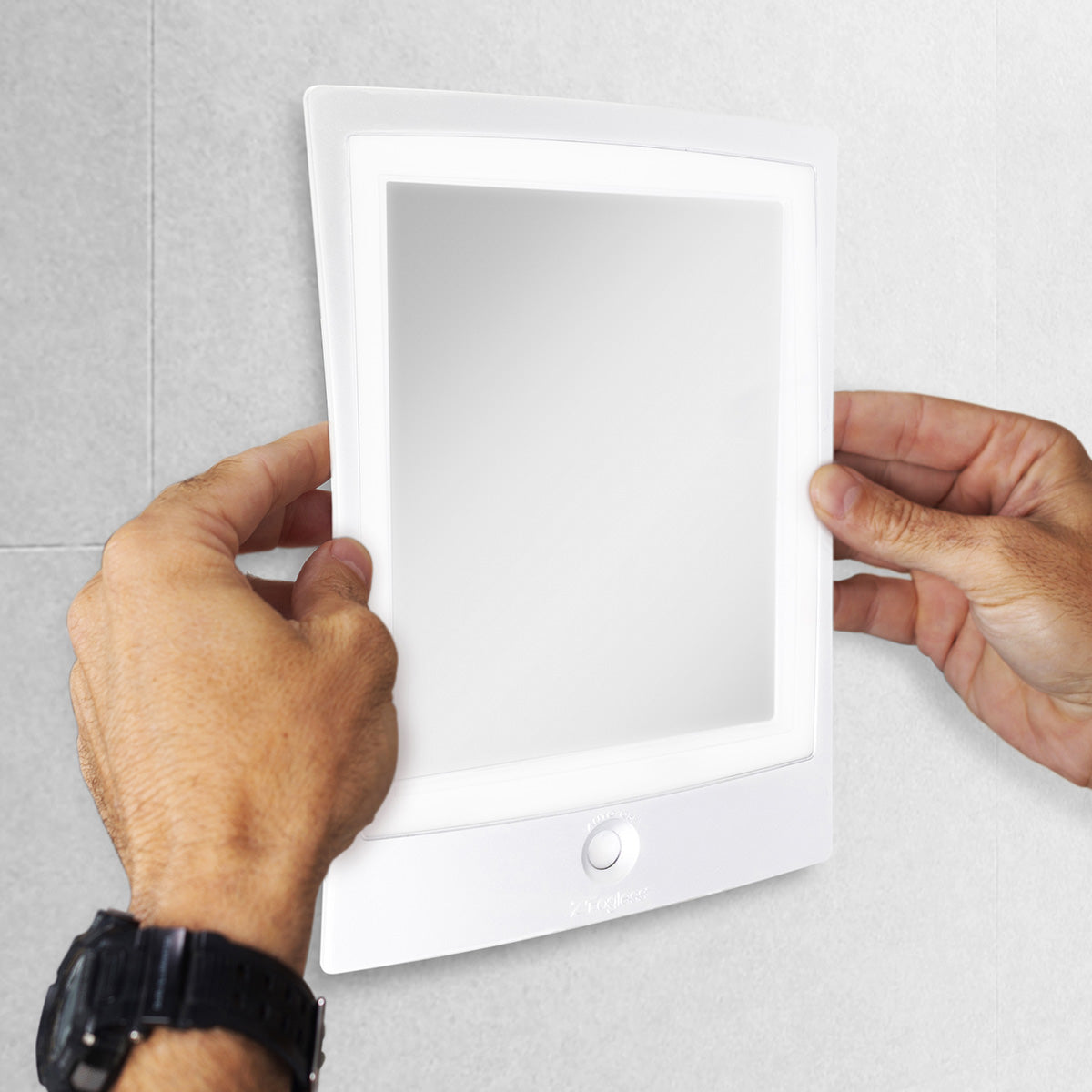 Adjustable Fog Free Mirror - image 8