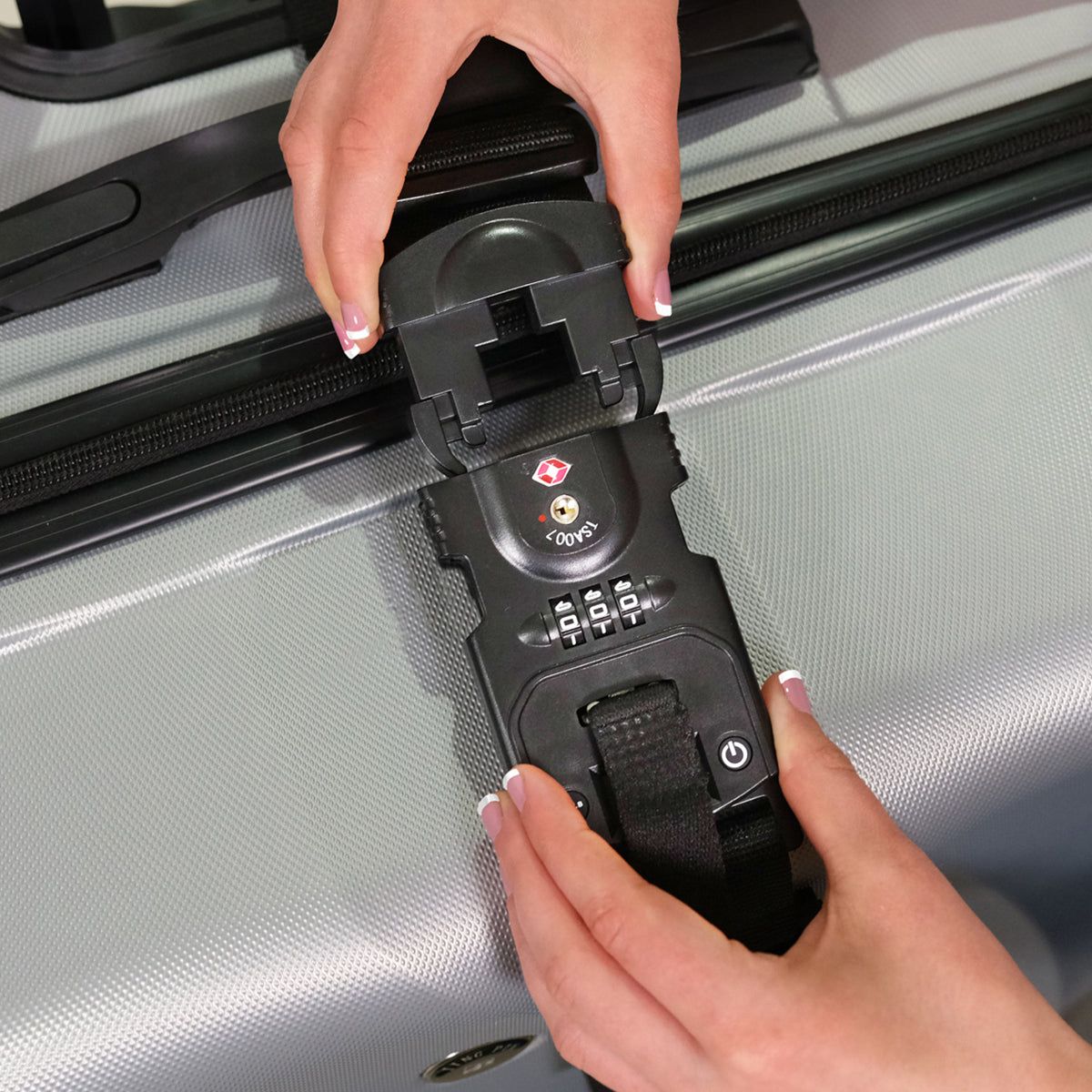 Locking Travel Strap Luggage Scale - image 3