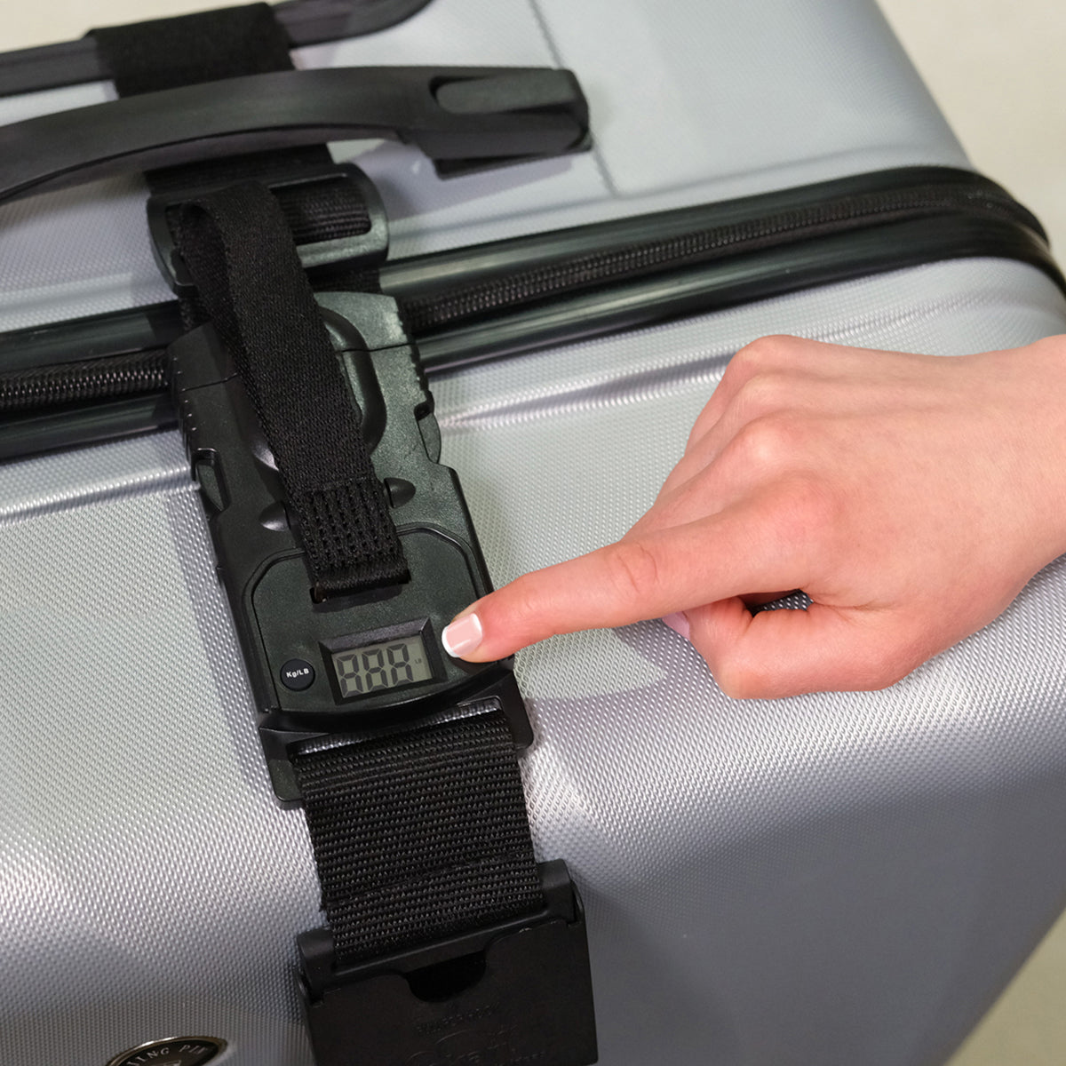 Locking Travel Strap Luggage Scale - image 4