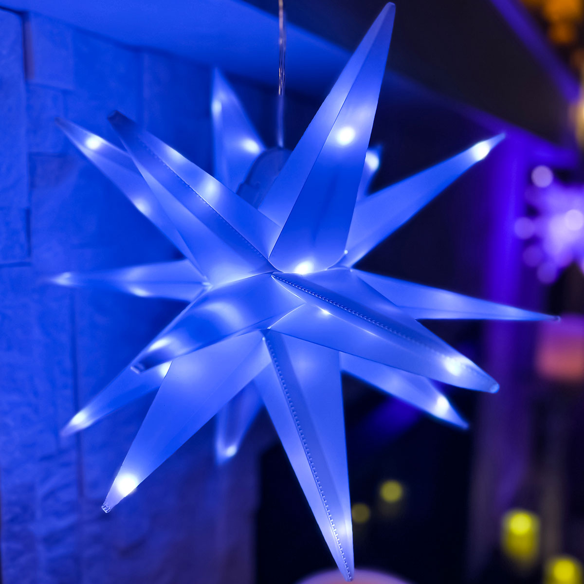 Twinklers Indoor/Outdoor Decorative LED Star