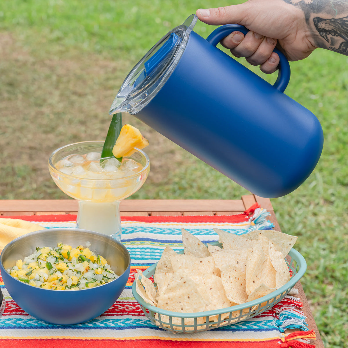 Vacuum-Insulated Pitcher - image 3