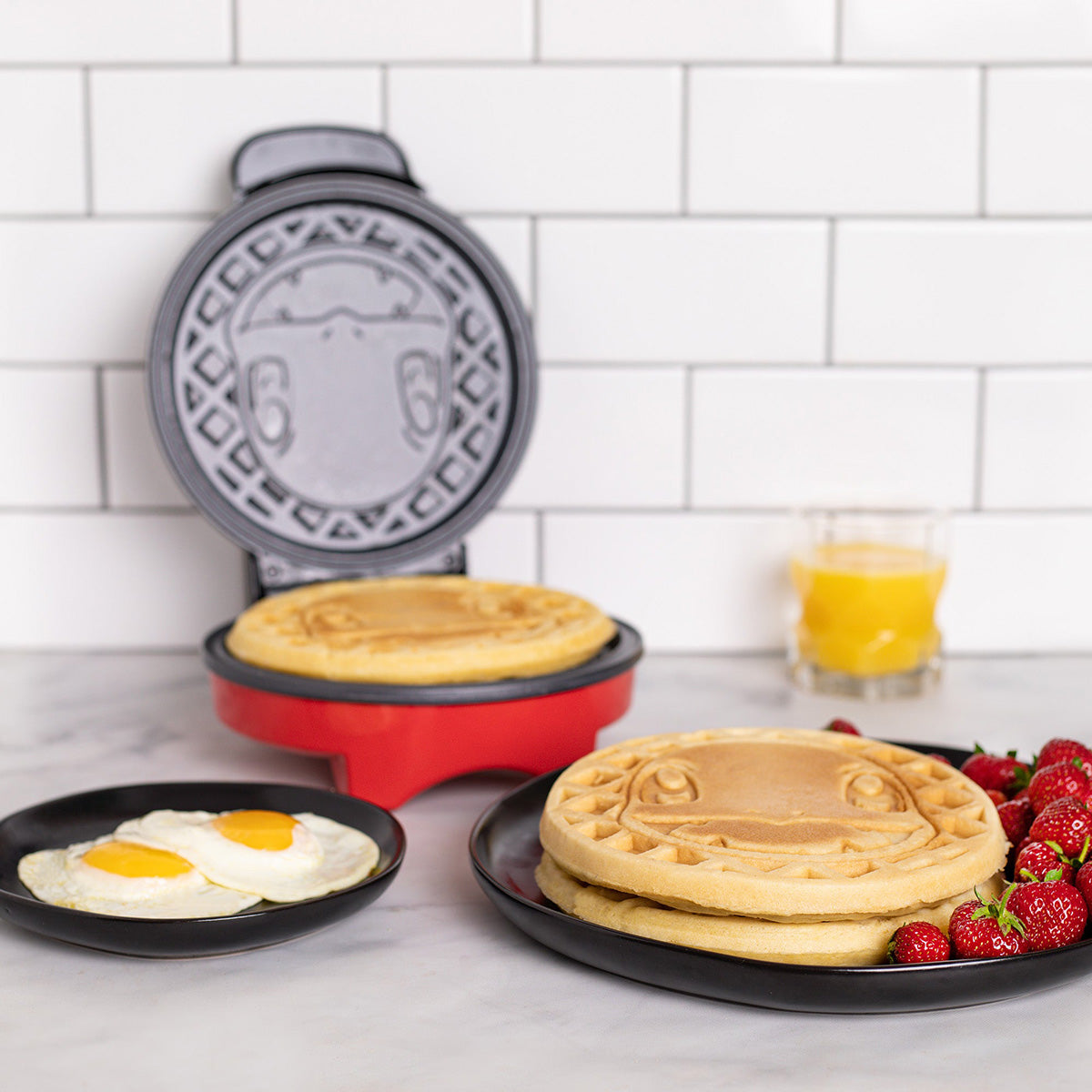 Pokémon Charmander Round Waffle Maker - image 3