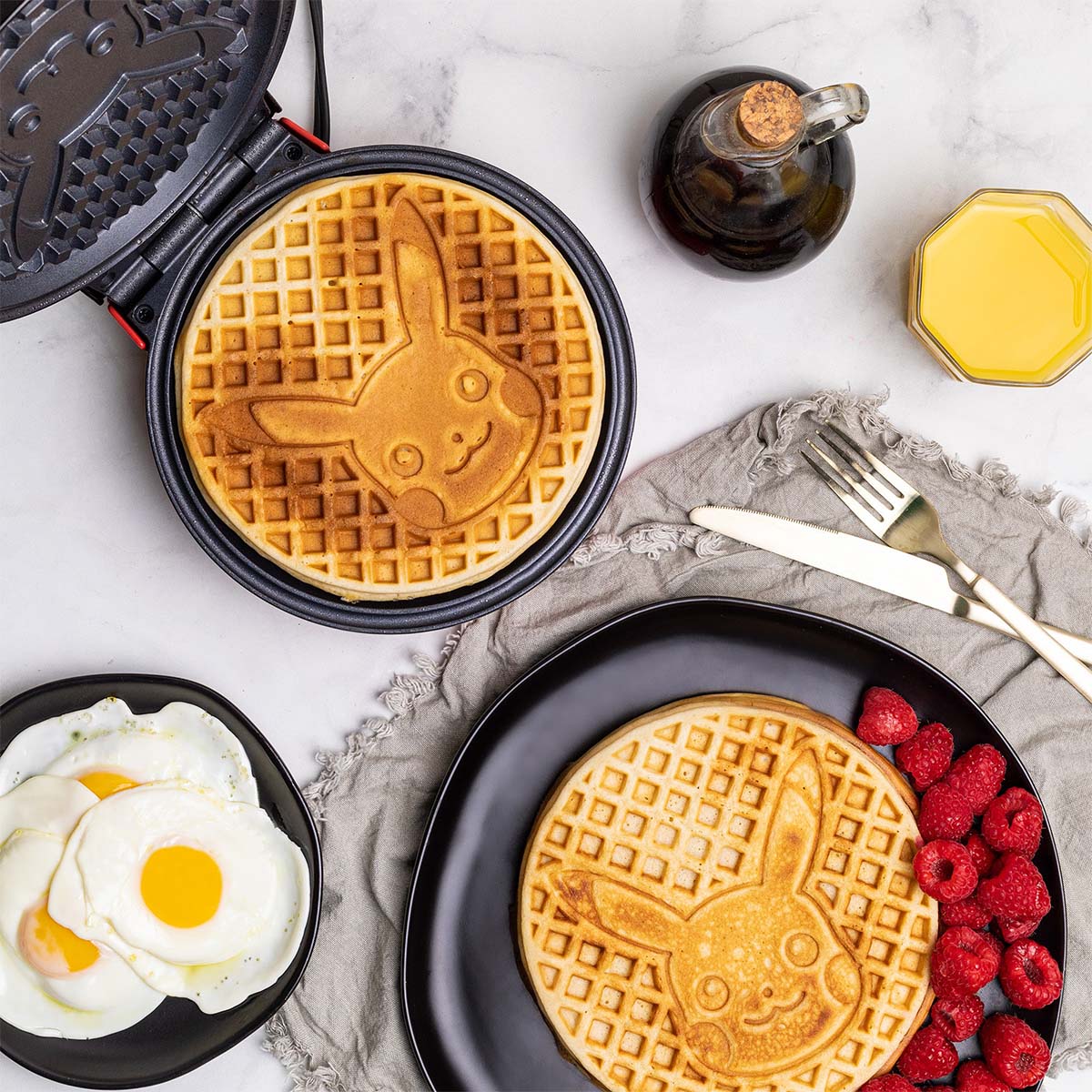 Pokémon Pikachu Round Waffle Maker - image 5