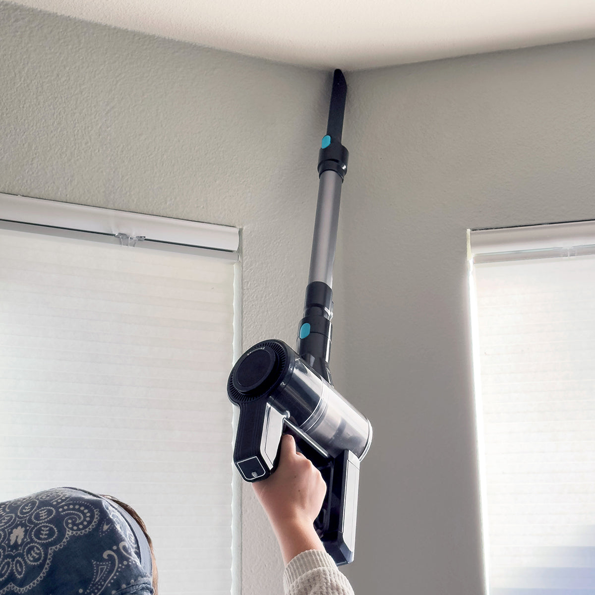 6-in-1 Cordless Stick Vacuum - image 12
