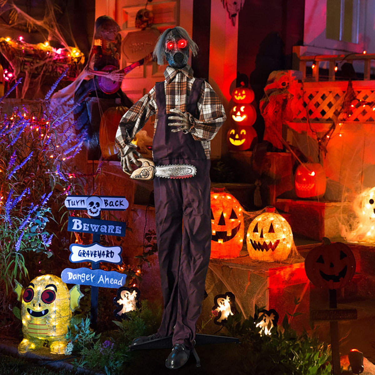 Mechanized Shaking Scary Man with Lights and Sound