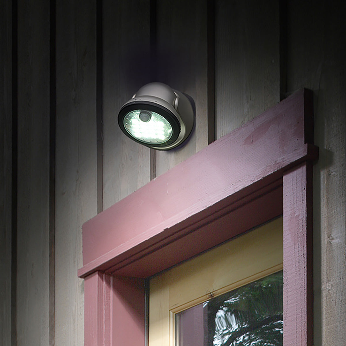 World's Brightest Motion-Activated Cordless Light - image 6