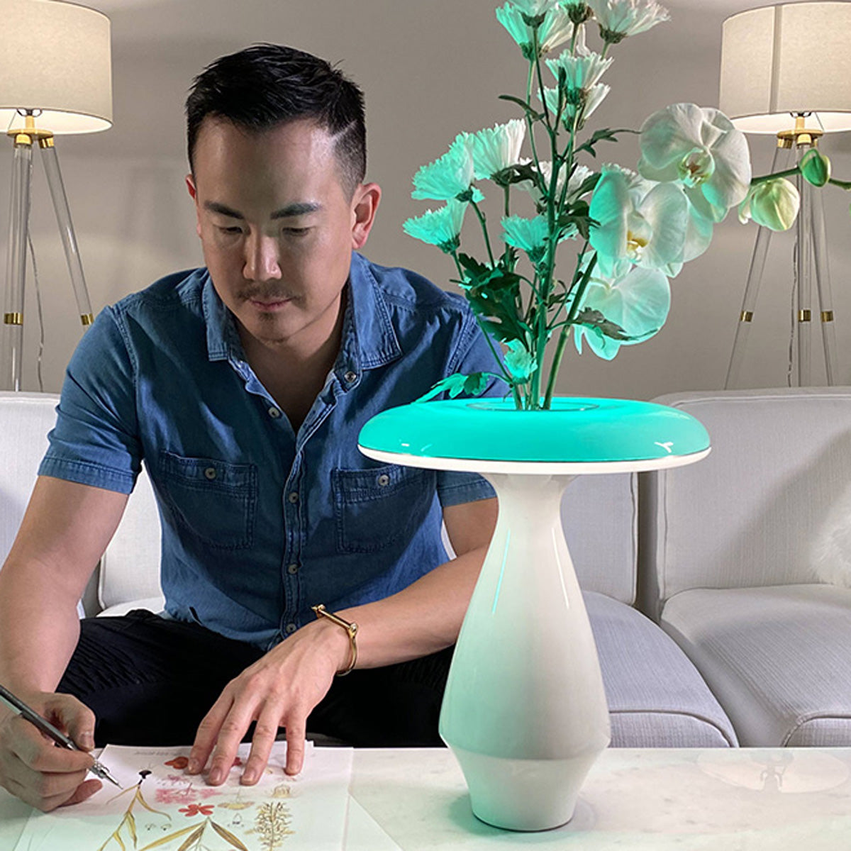 LED Ceramic Flower Vase - image 3