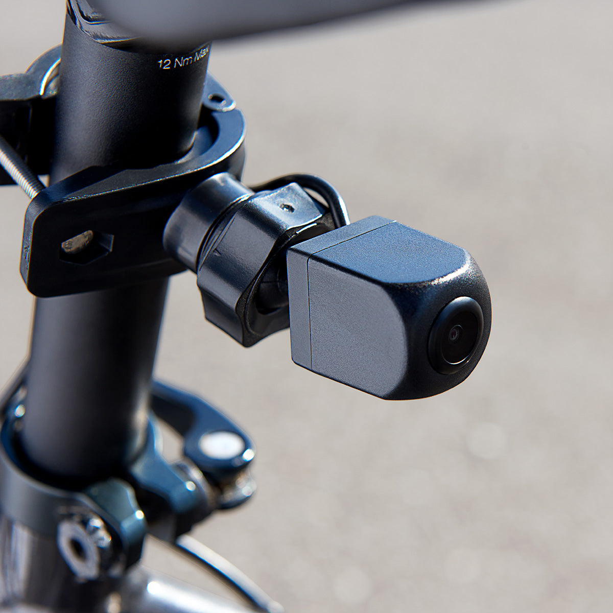 Rearview Bicycle Camera by Sharper Image - image 2