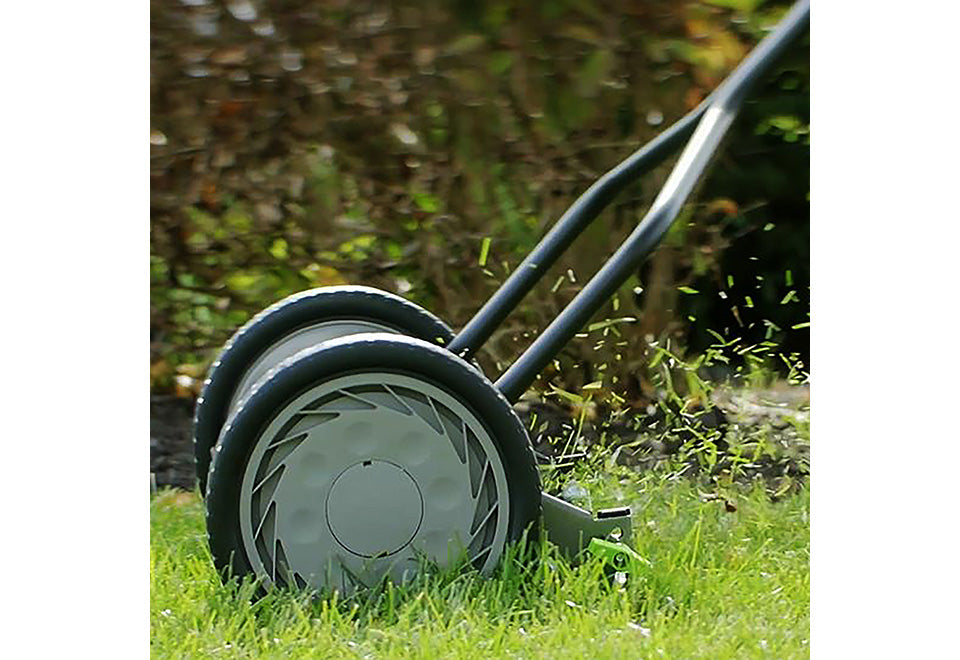 14'' Manual Reel Mower - image 3