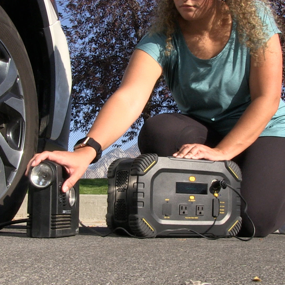 530W Portable Electric Generator - image 8