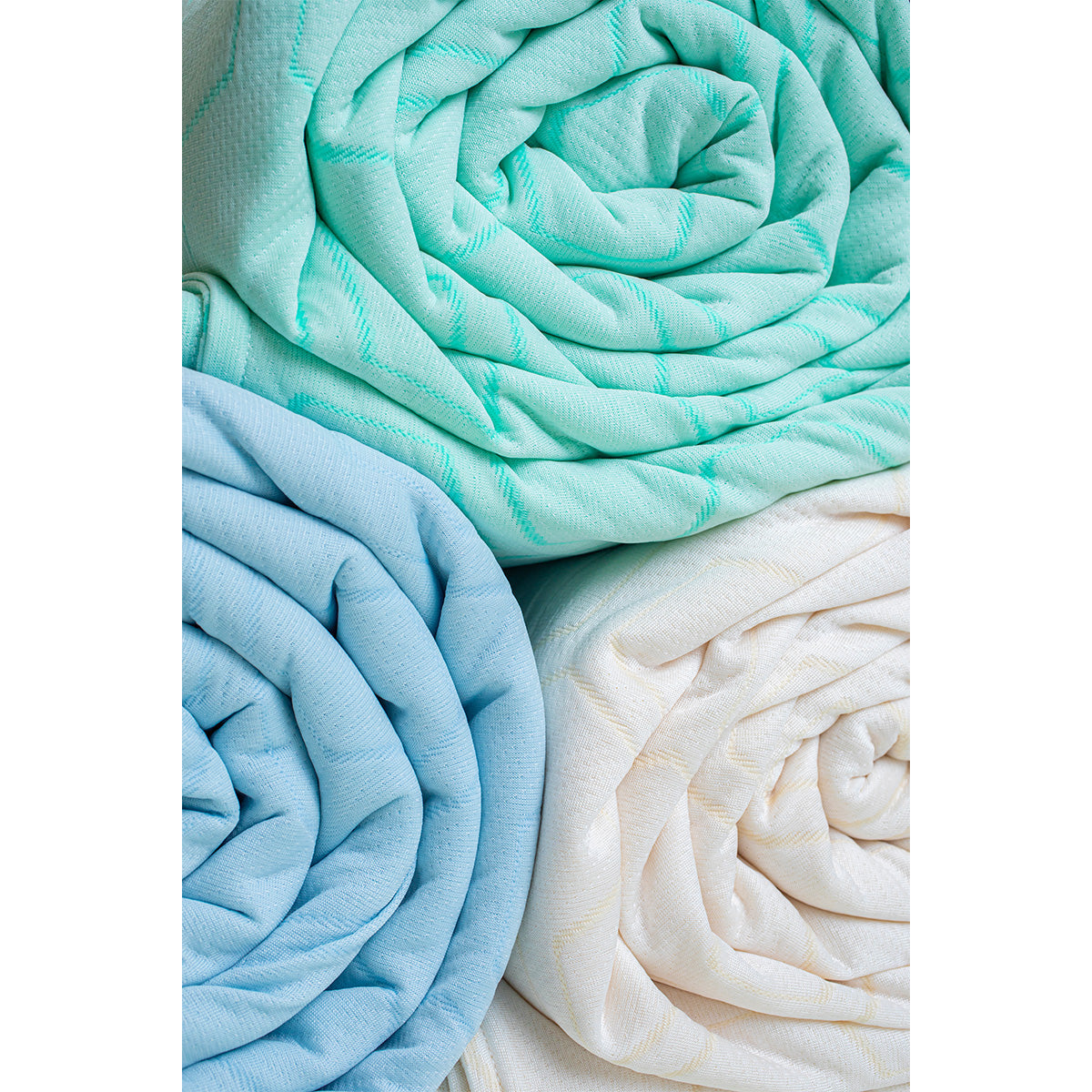 Cooling Bed Blanket and Pillow Case Set - image 15