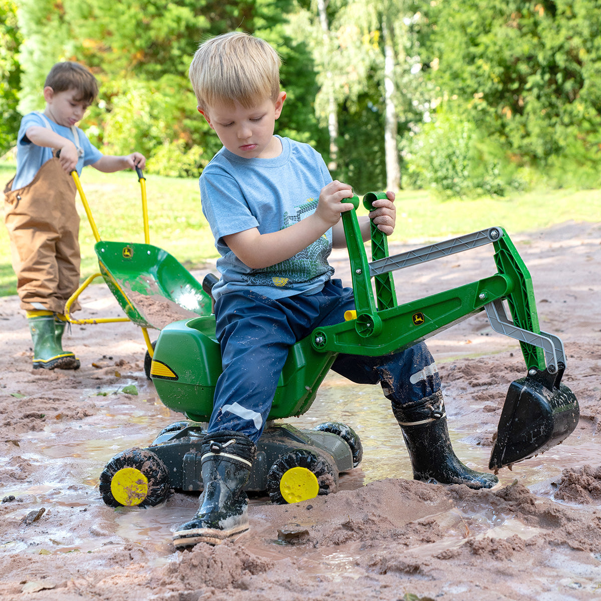 John Deere Ride-On Digger
